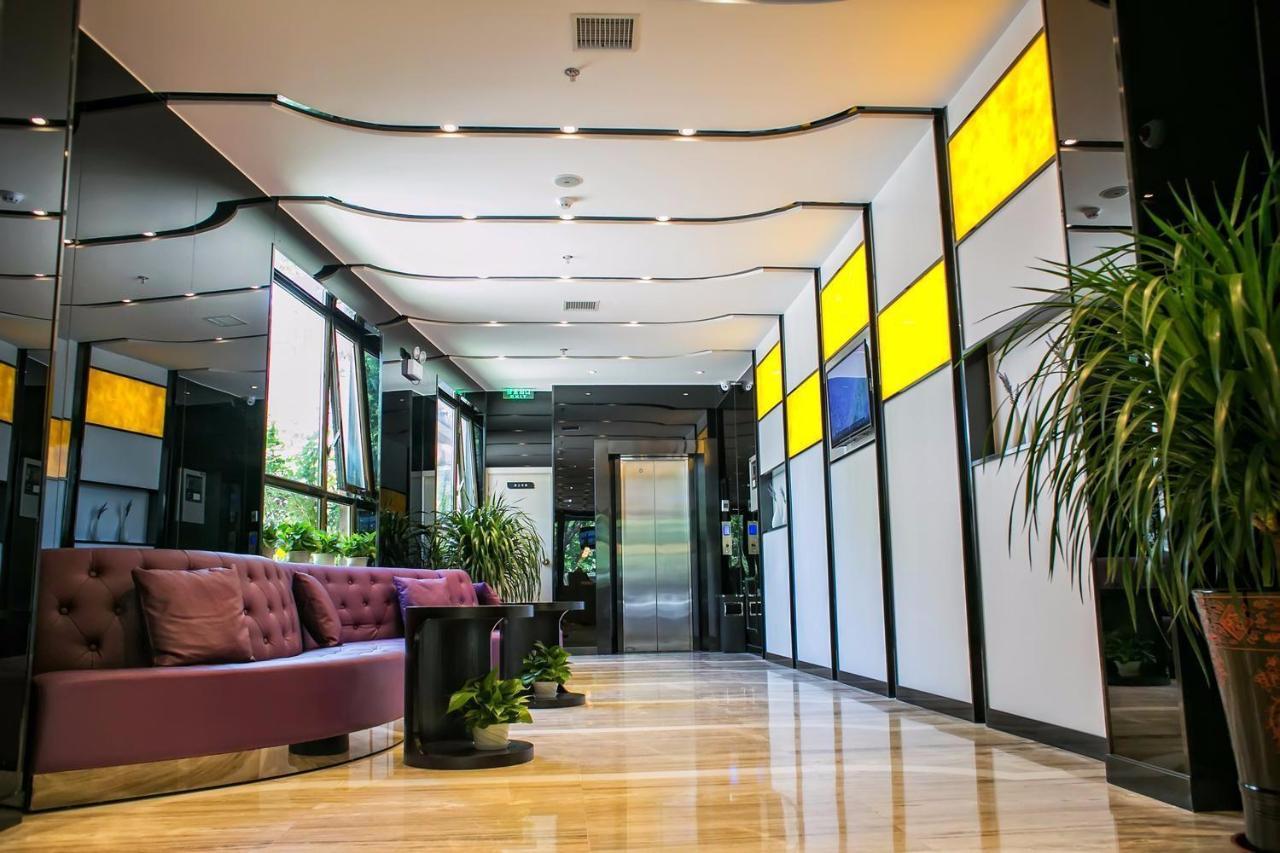 Lavande Hotel Beijing Changping Government Street Bagian luar foto