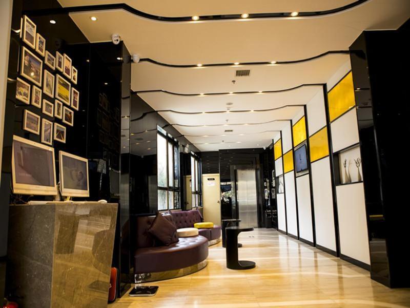Lavande Hotel Beijing Changping Government Street Bagian luar foto